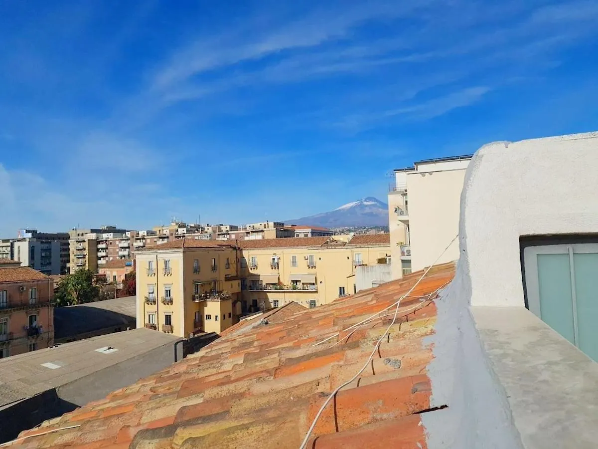 Appartamento Attico Con Terrazzo Al Centro Storico Di Aeroporto di Catania Fontana Rossa