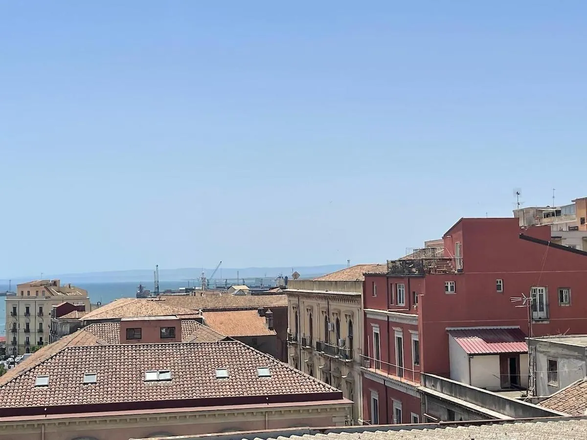 Attico Con Terrazzo Al Centro Storico Di Catania Apartment